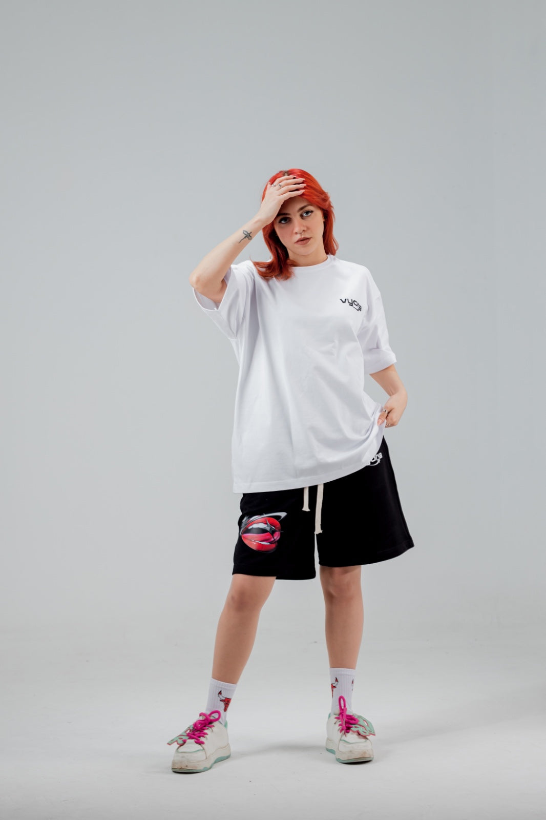 white tee